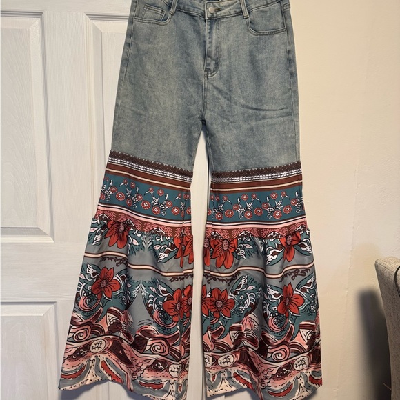 Denim - Floral Patchwork Flare Jeans